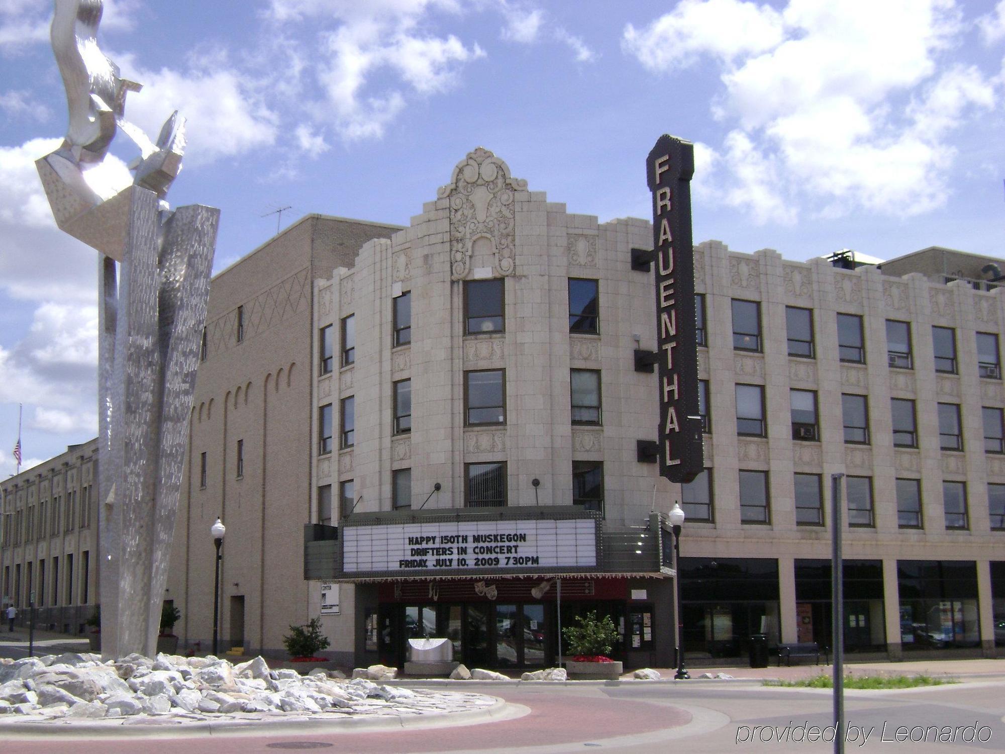 Delta Hotels By Marriott Muskegon Convention Center Exterior photo